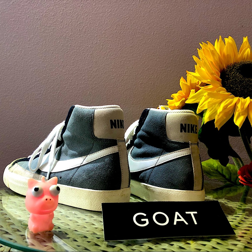 Sold! VNTG Nike Blazer Mid '77 Vintage Cool Grey Size 8 - Picture 3 of 9